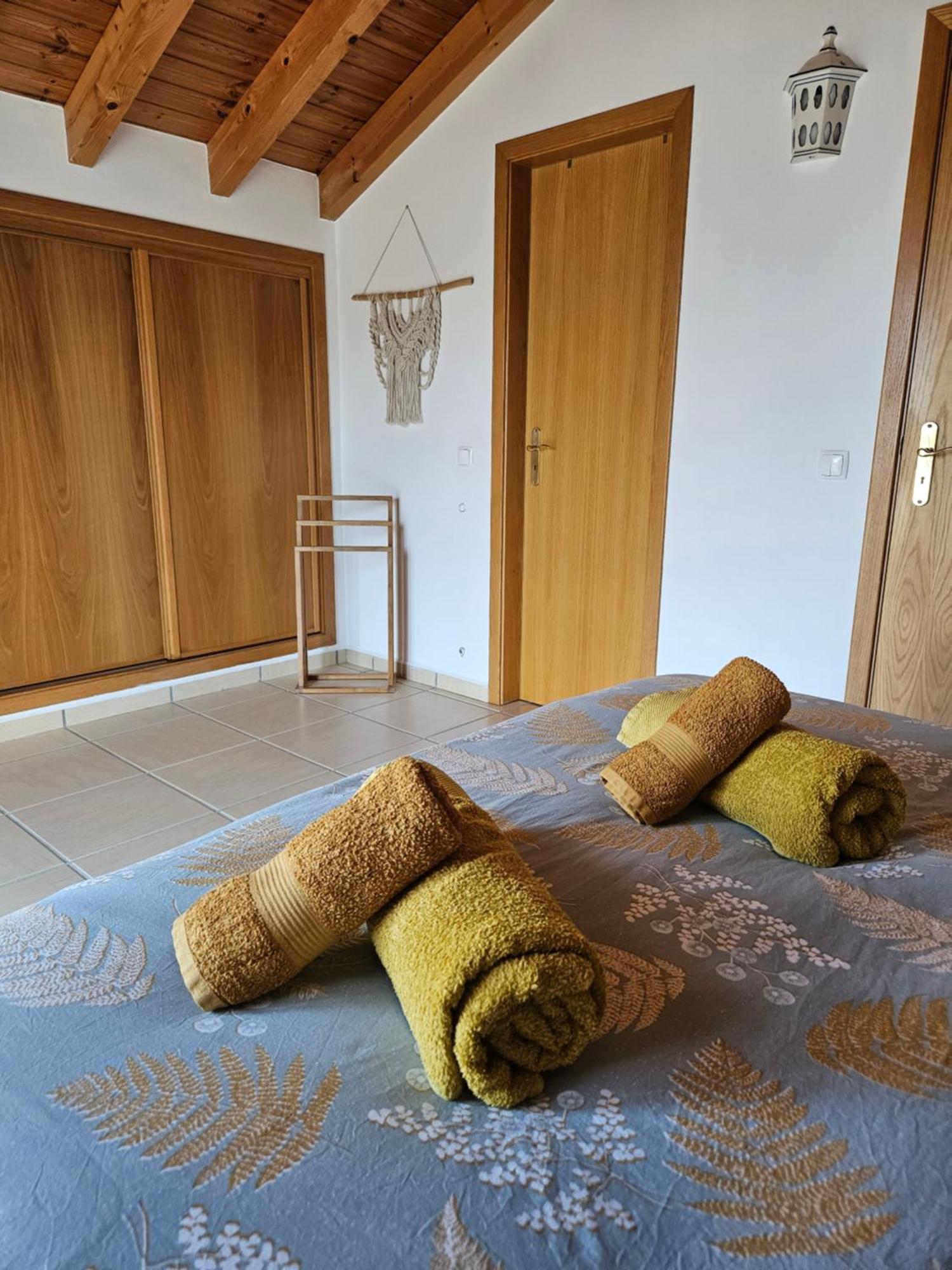 Casa Delbon Guest House Aljezur Eksteriør billede